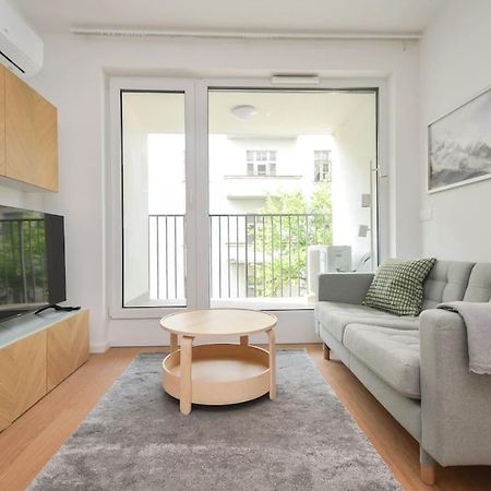 Luxury Apartment In City Center Pozsony Kültér fotó