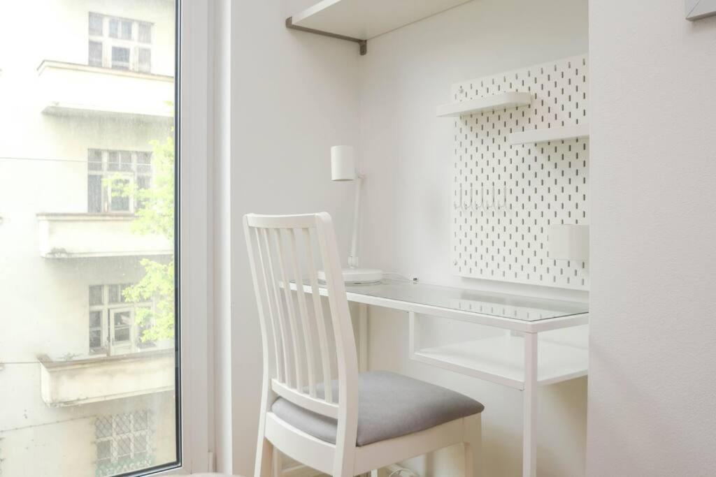 Luxury Apartment In City Center Pozsony Kültér fotó